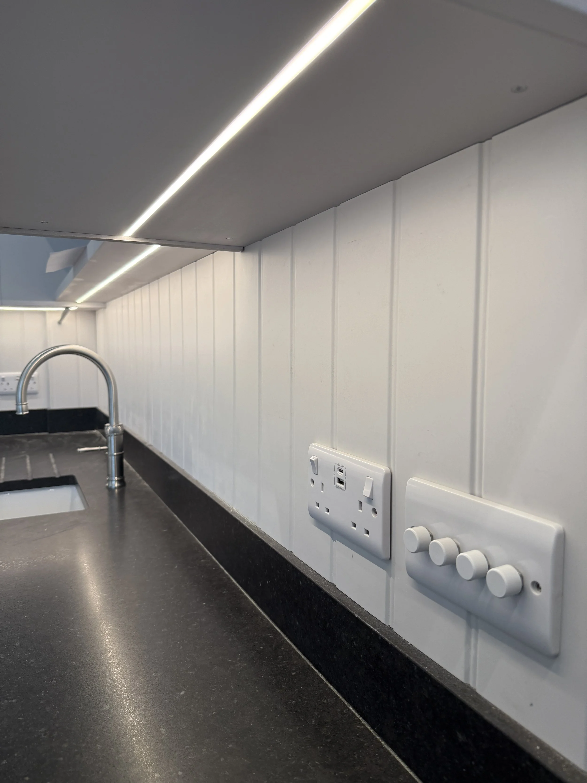 Kitchen power installation